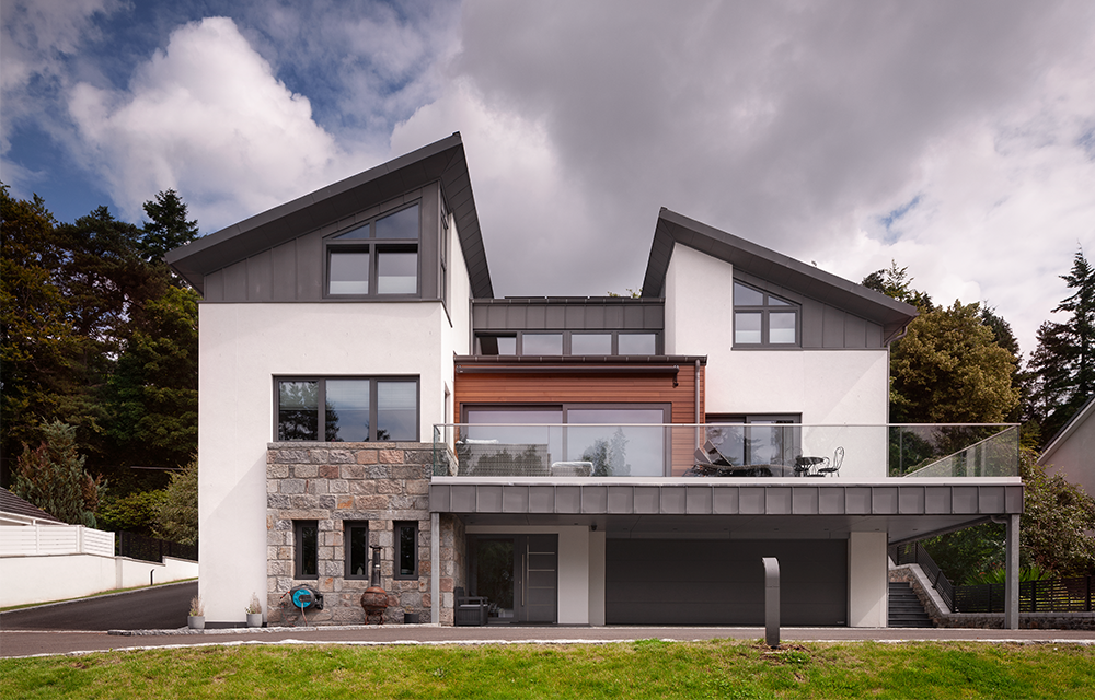 New build Huntershill by Fiddes Architects