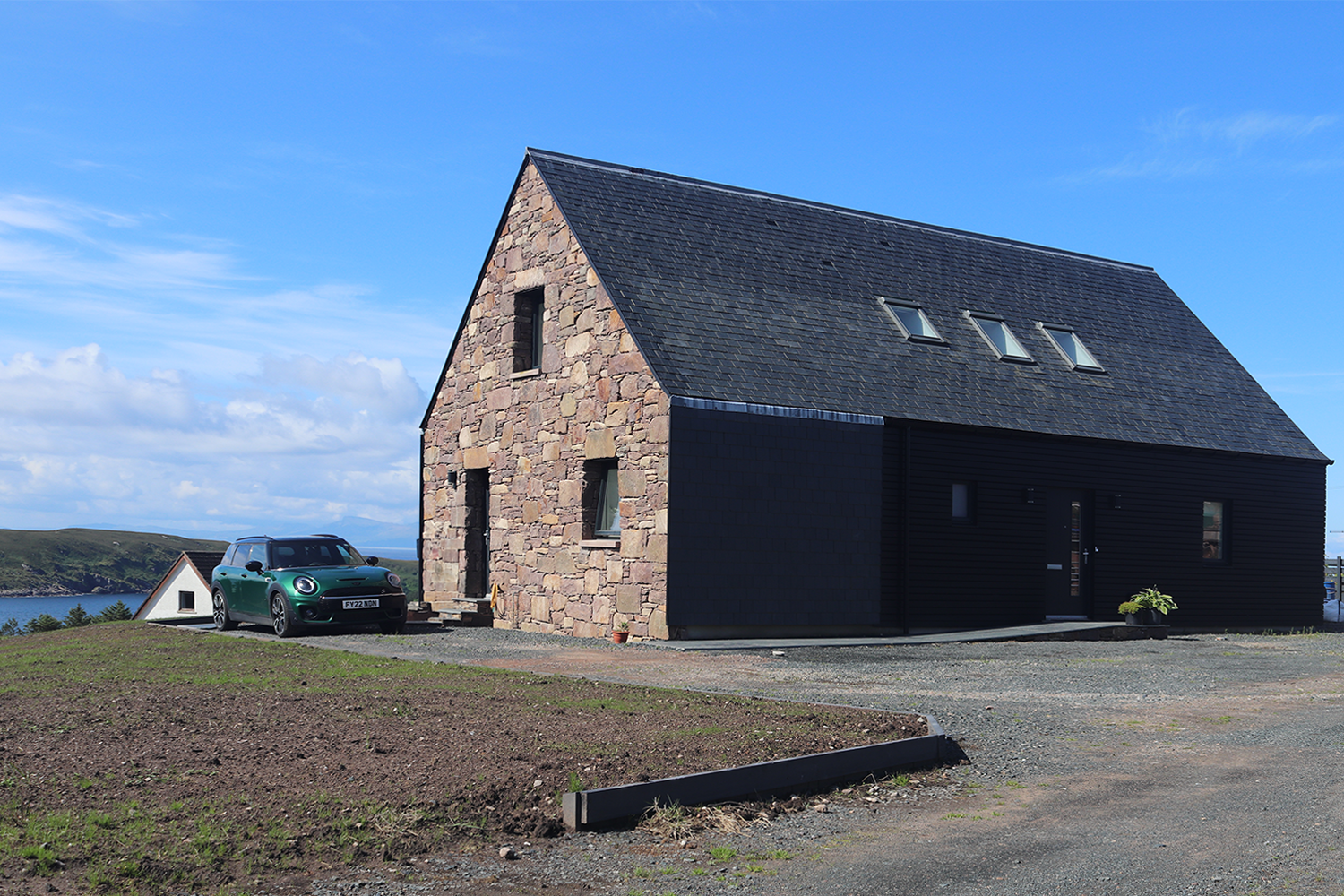 New Build Tianavaig by Fiddes Architects