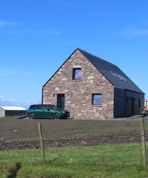 New Build Tianavaig by Fiddes Architects